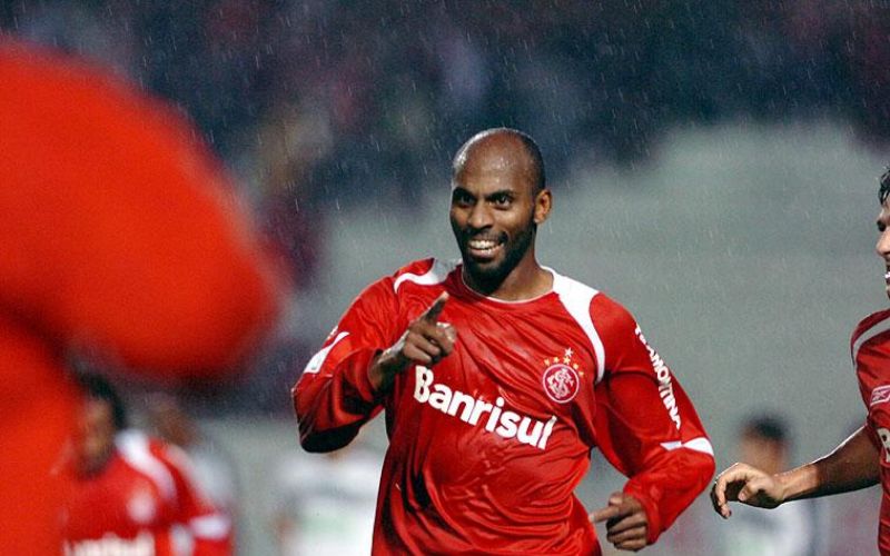Christian Corrêa Dionisio 93 lần làm tung lưới đối phương